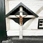 Homes In With A Picturesque Garden * Ubachsberg