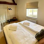 Homes In With A Picturesque Garden