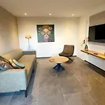 Homes In With A Picturesque Garden بيت للعطل Ubachsberg