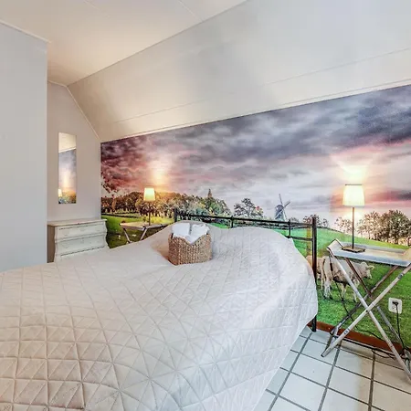 Homes In With A Picturesque Garden بيت للعطل *