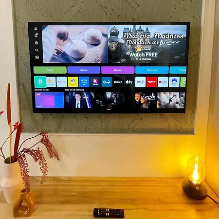 Сasa de vacaciones Homes In With A Picturesque Garden Ubachsberg