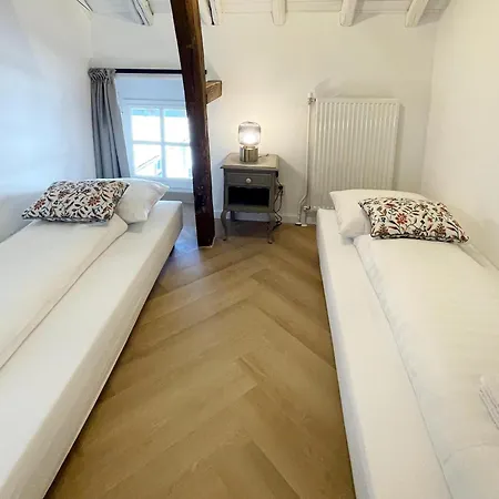 Homes In With A Picturesque Garden بيت للعطل Ubachsberg