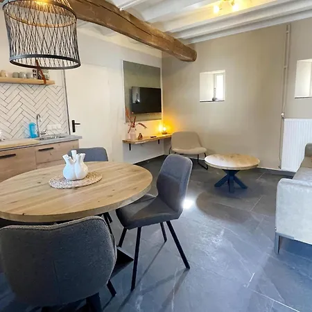Feriehus Homes In With A Picturesque Garden *