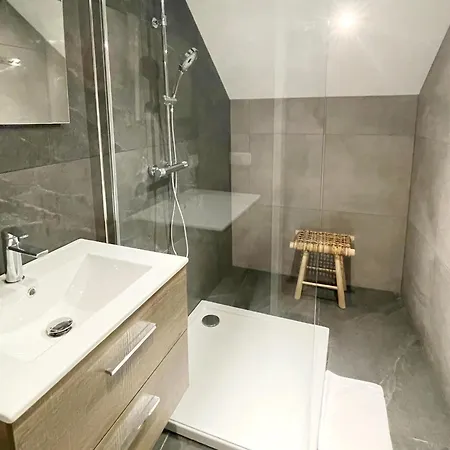 Tatil Evi Homes In With A Picturesque Garden Ubachsberg