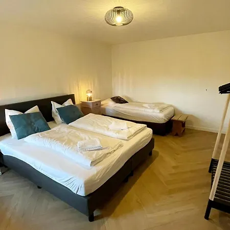 Tatil Evi Homes In With A Picturesque Garden Ubachsberg