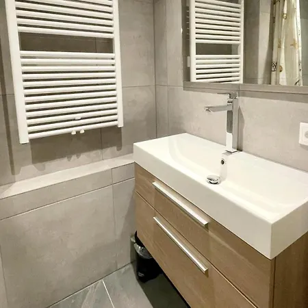 Homes In With A Picturesque Garden Tatil Evi *