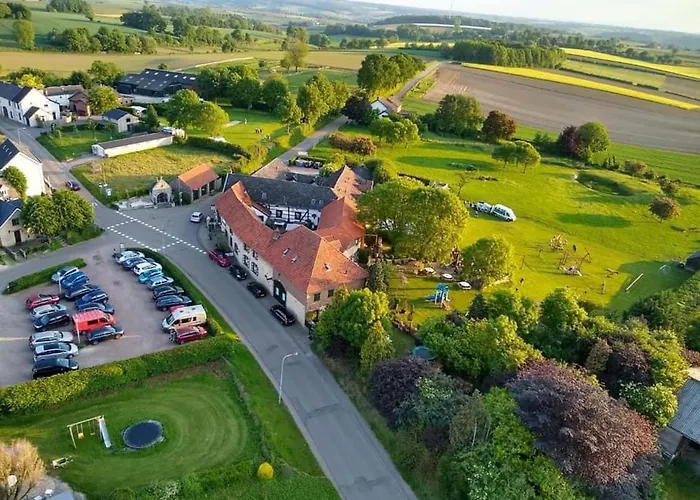 بيت للعطل Homes In With A Picturesque Garden Ubachsberg