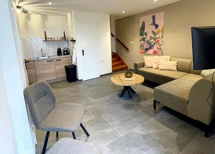 Homes In With A Picturesque Garden * Ubachsberg