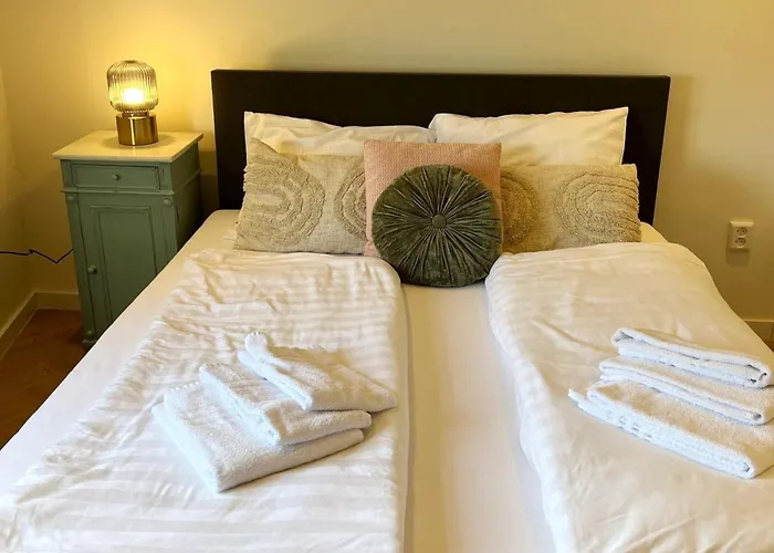 بيت للعطل Homes In With A Picturesque Garden Ubachsberg