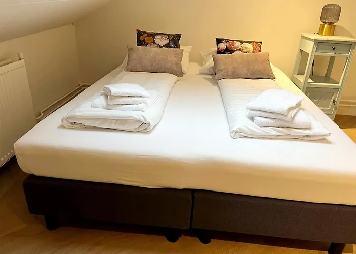 Homes In With A Picturesque Garden Casa de Férias Ubachsberg