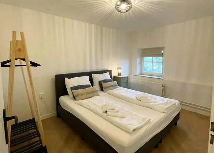 بيت للعطل Homes In With A Picturesque Garden Ubachsberg