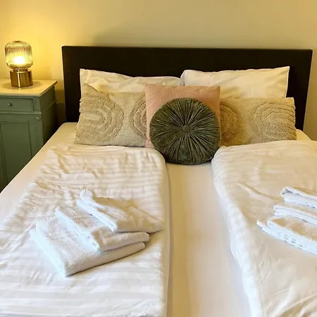 Feriehus Homes In With A Picturesque Garden Ubachsberg